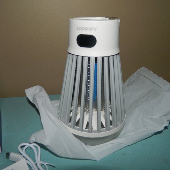 Zappify Z20 Mosquito Zapper - Picture 2 of 4